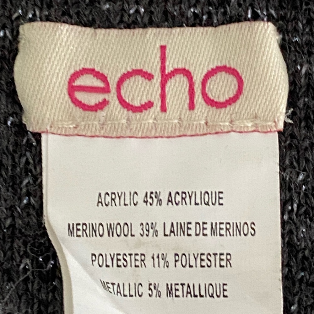 Echo Gray Ruffled Scarf - Picture 2 of 3